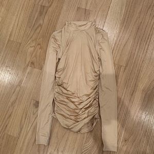 ARITZIA SILKY SMOOTH TURTLENECK